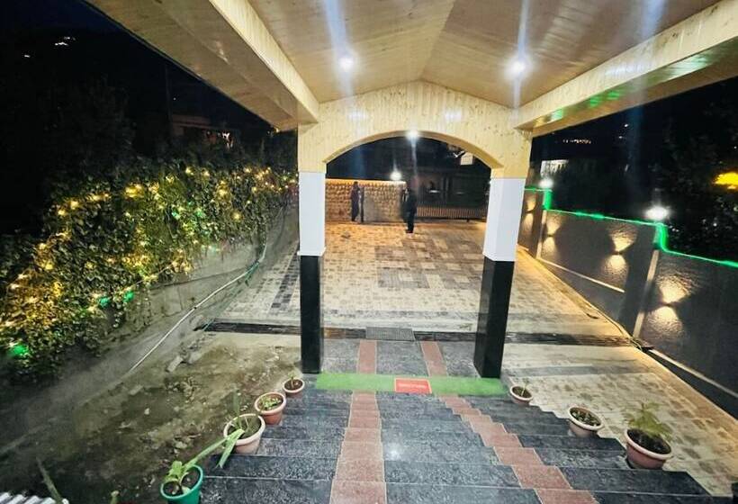 ホテル Sakura Palace