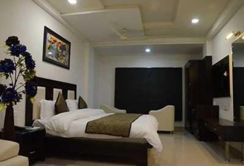 The Sky Comfort Hotel Jamnagar Residency
