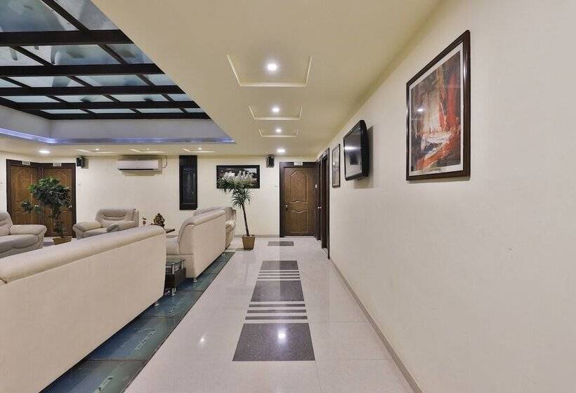 The Sky Comfort Hotel Jamnagar Residency