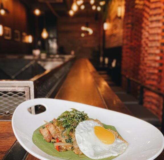 Man Cave Hostel Vientiane