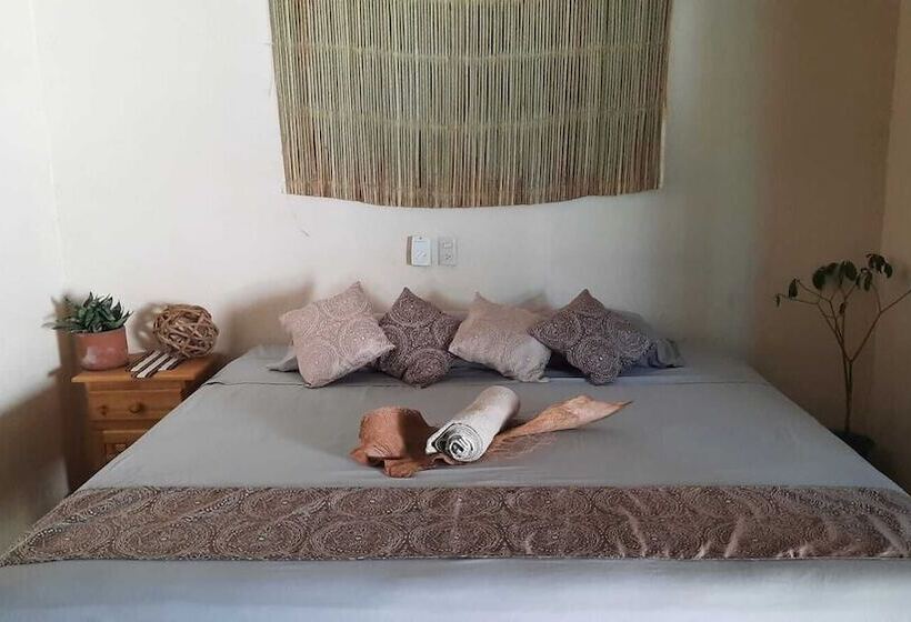 پانسیون Casa Malayah