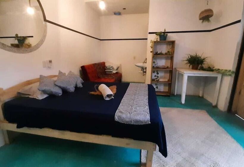 پانسیون Casa Malayah