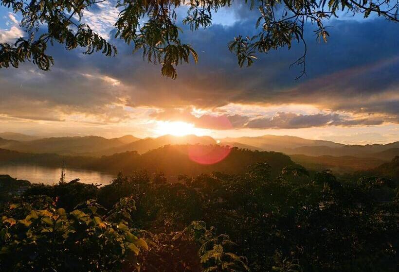 פנסיון Phanh Tha Sone Guest House