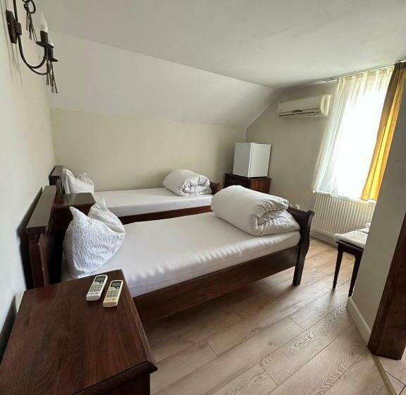 بنسيون Route79