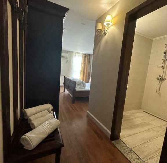 פנסיון Route79