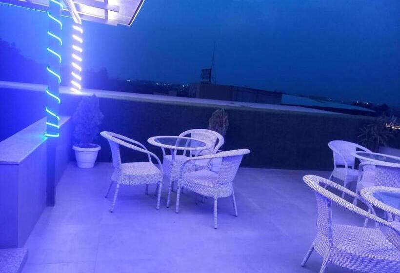 فندق Blue Orchid   A 3 Star Heaven In Tricity