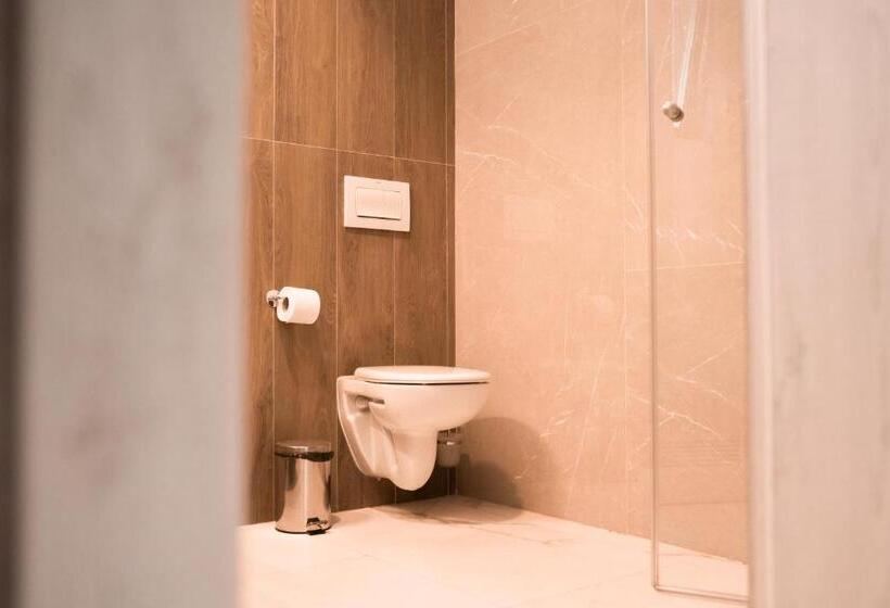 Tudor By Dedal Apart