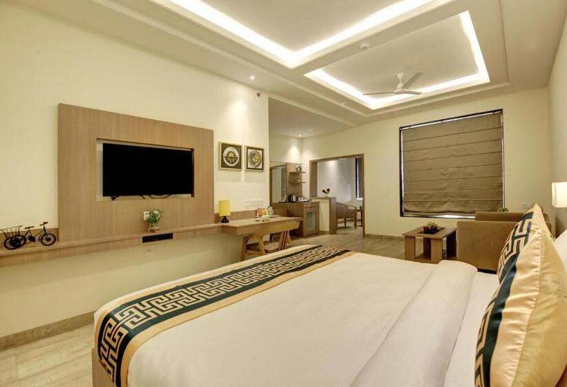 Airport Hotel Asian Blue Luxury