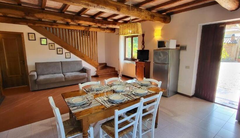 호스텔 Tenuta Colombaio