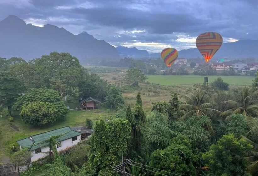 호스텔 Vang Vieng Queens Mountain View