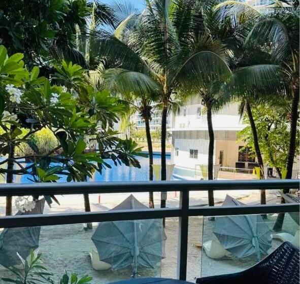 Positano Tower, Azure Urban Resort Residences