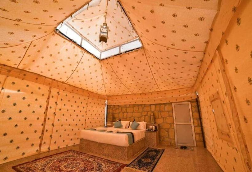 مبيت وإفطار Golden Rose Heritage Desert Safari Camp