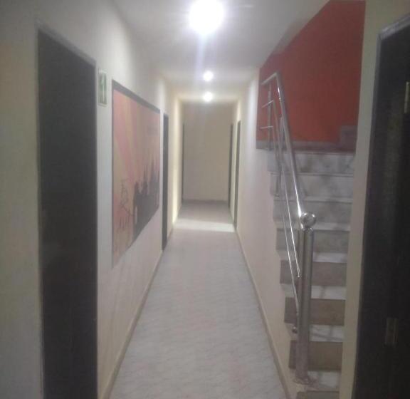 ホテル Ganpati Palace Agra