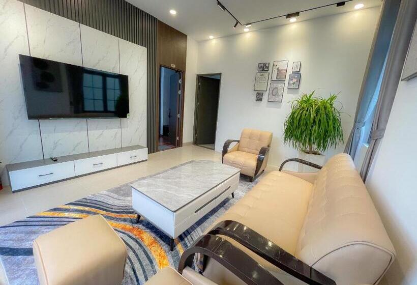 هتل Camellia Villa