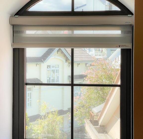 هتل Camellia Villa