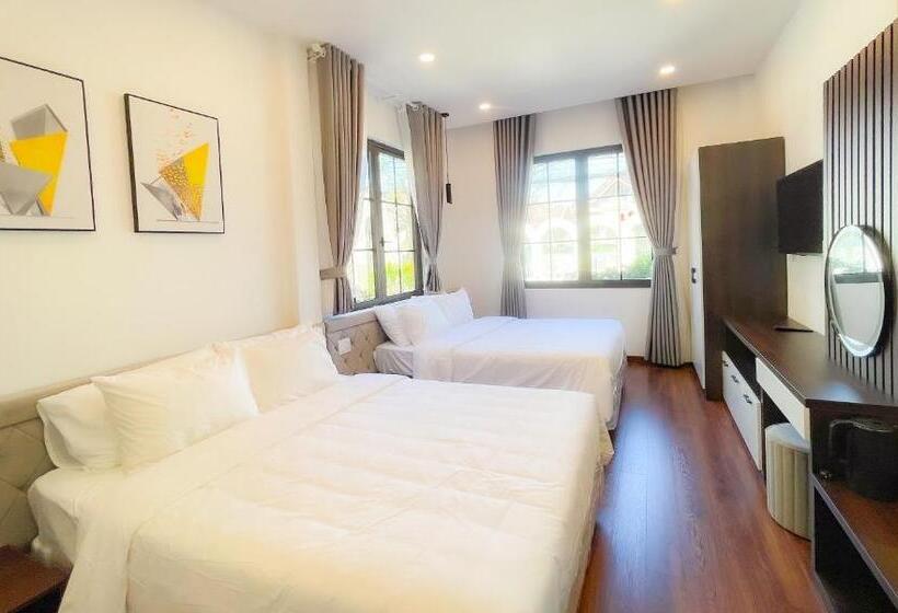 هتل Camellia Villa