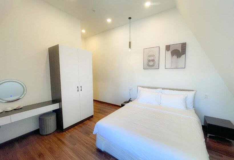 هتل Camellia Villa