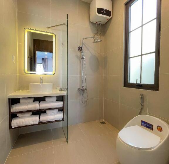 هتل Camellia Villa