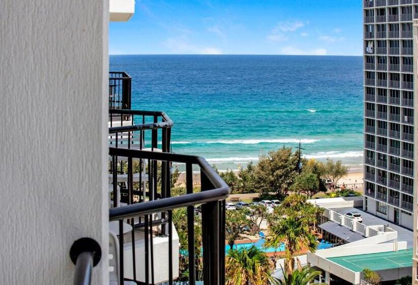 Отель Deluxe Twin Studio In Surfers Paradise   Coasthm