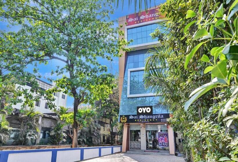 فندق Fab Sai Shangrilla