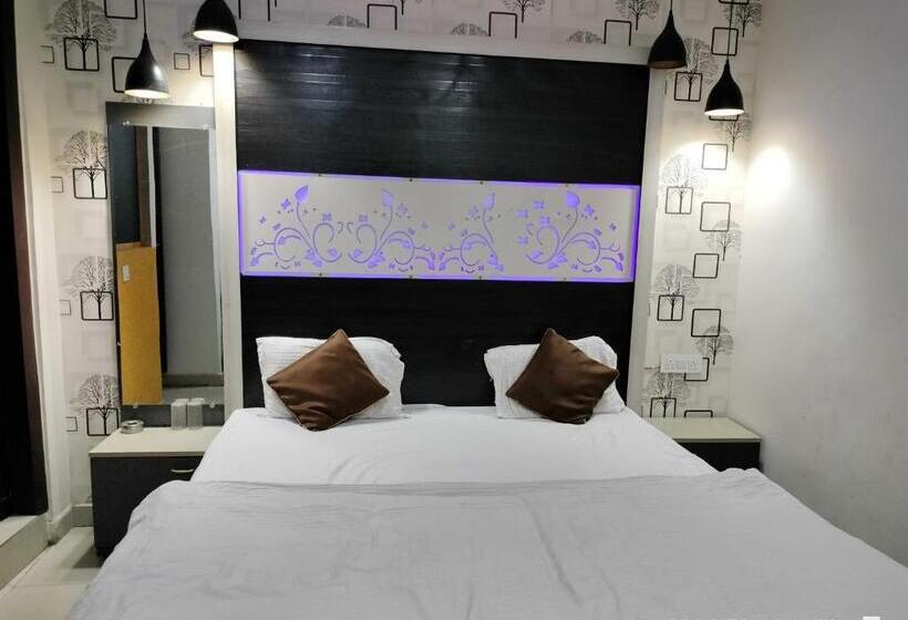 Отель Flagship Aashirwad Guest House