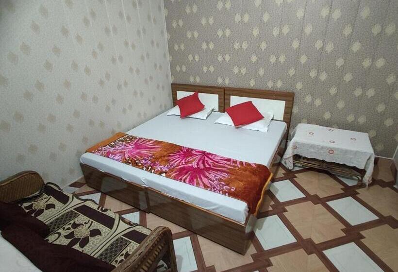 فندق Kashi Nest Homestay
