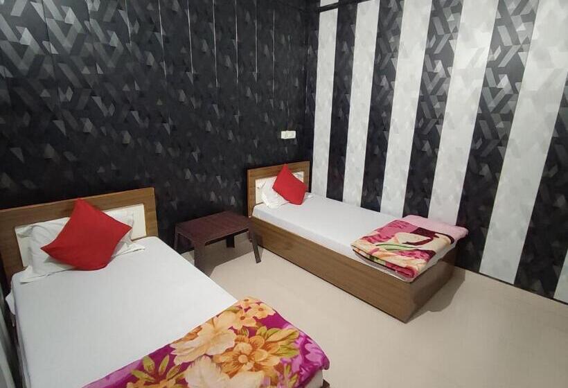 فندق Kashi Nest Homestay