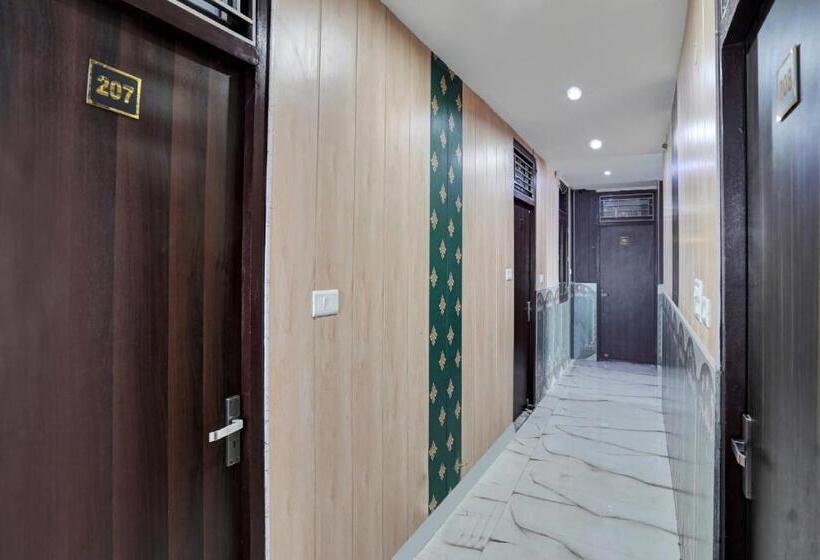 فندق Oyo Flagship 80914 S L Galxy