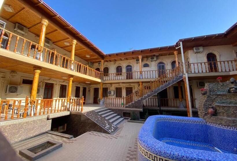 فندق Registon Amir