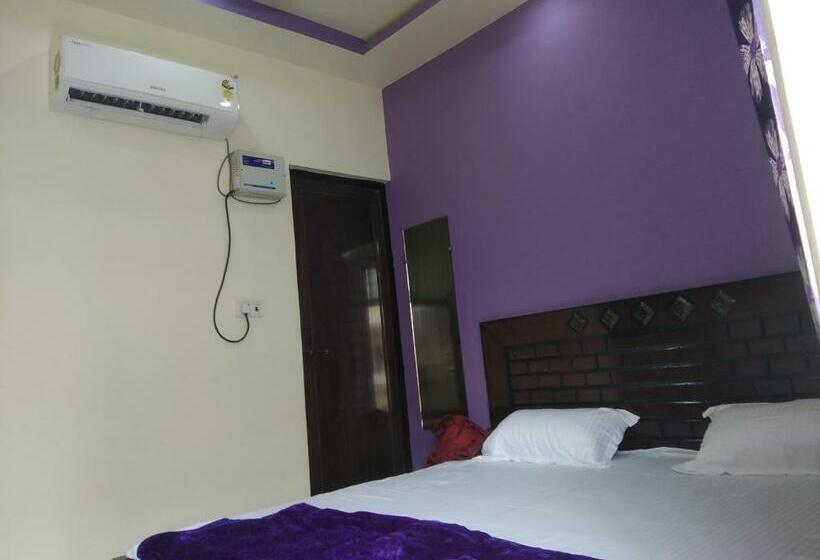 Sv Hotel  Sant Villa