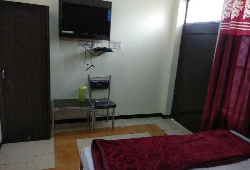 Sv Hotel  Sant Villa