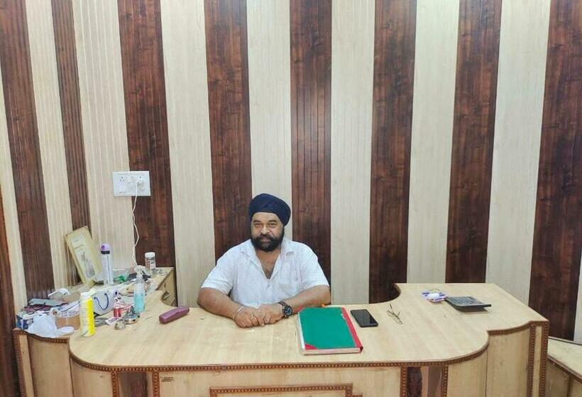 Sv Hotel  Sant Villa