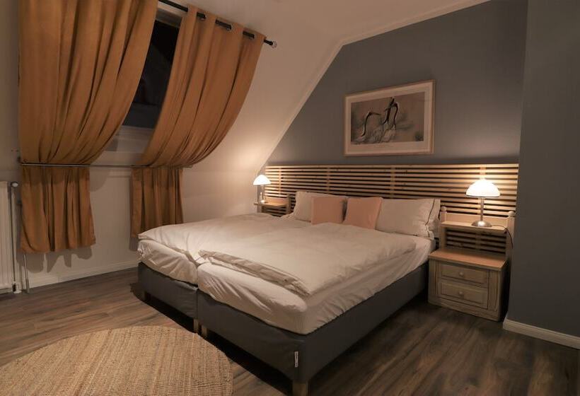 בית מלון כפרי Zimmer Asiadreieck Pension