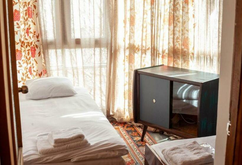 بنسيون The Forgotten Kingdom