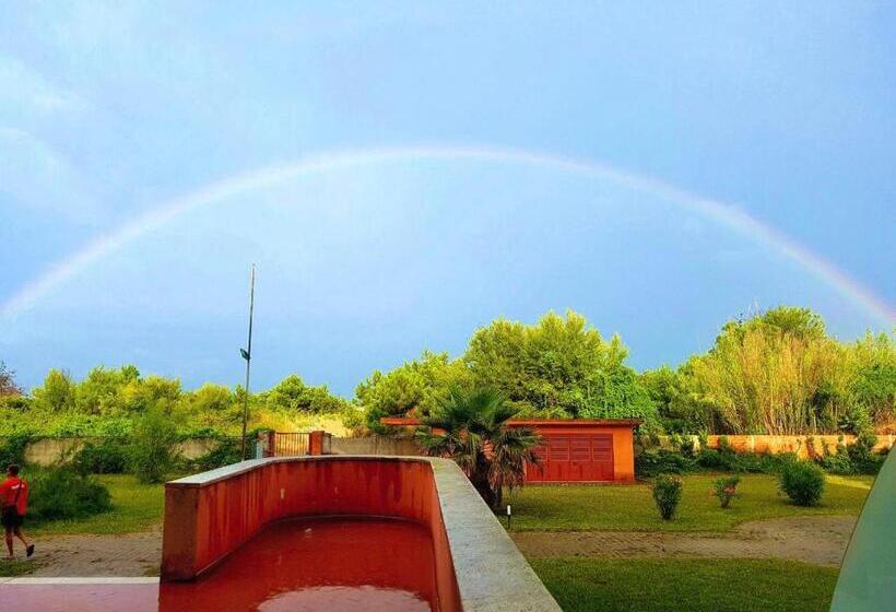 Regina Beach Holiday Apartments