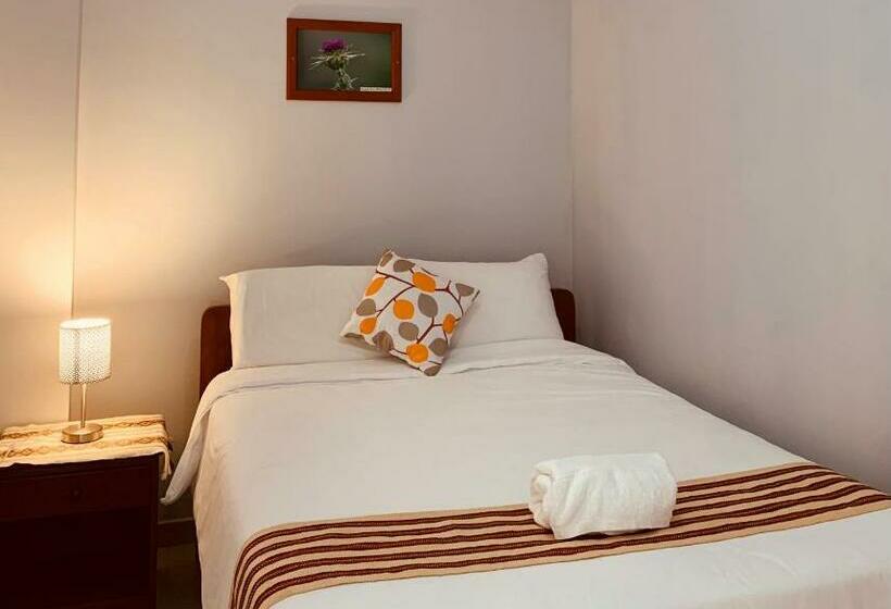 هاستل Hostal Restaurant Gocta