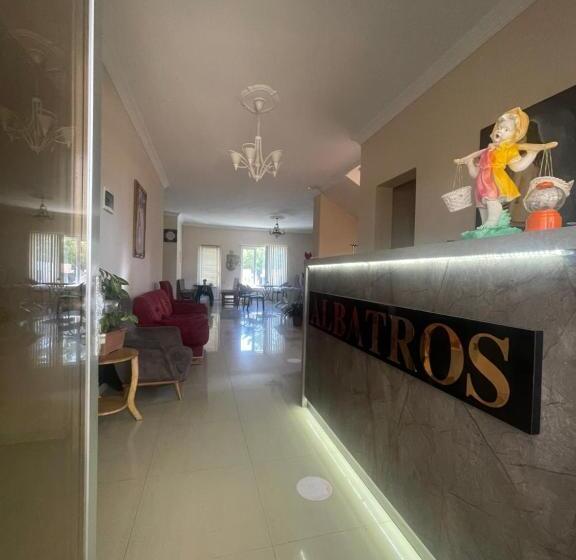 هتل Albatros Shekvetili