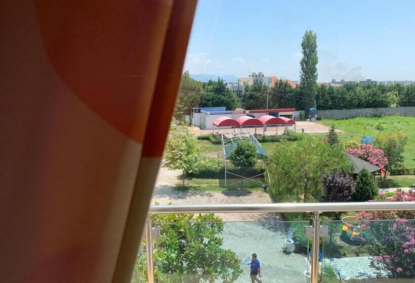 فندق Aragosta Shengjin