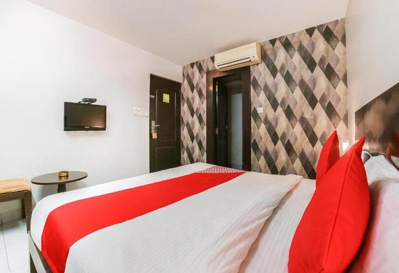 호텔 Collection O Ak Acacia Jazz Club