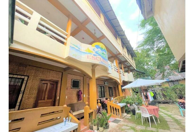 בית מלון כפרי Oyo 876 Escurel Inn Boracay