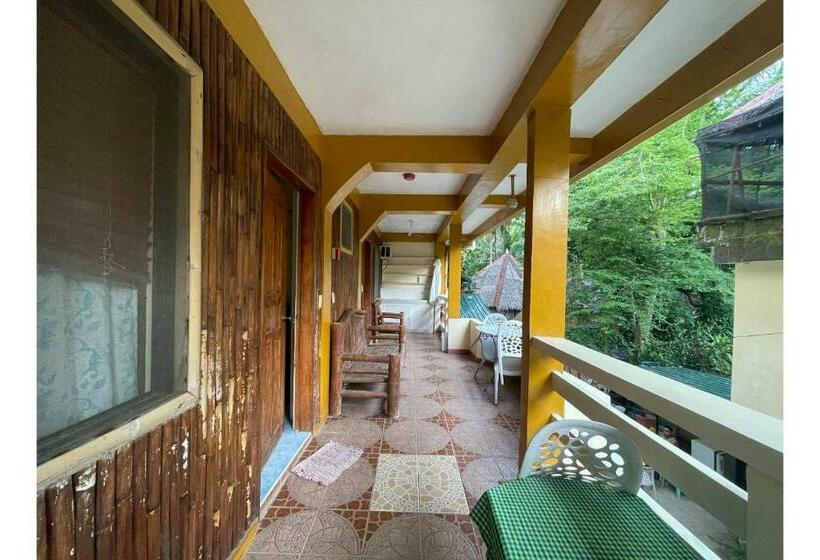 Hotel Oyo 876 Escurel Inn Boracay