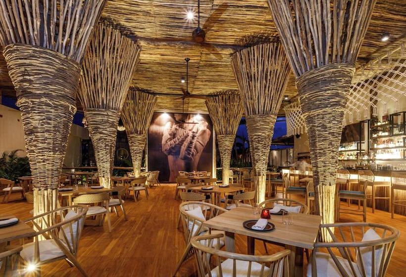 호텔 Shibari   Restaurant & Cenote Club