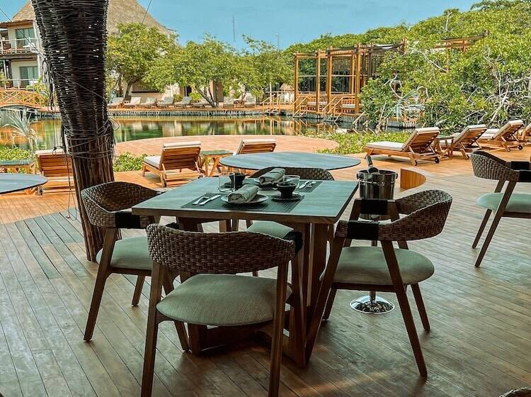 호텔 Shibari   Restaurant & Cenote Club