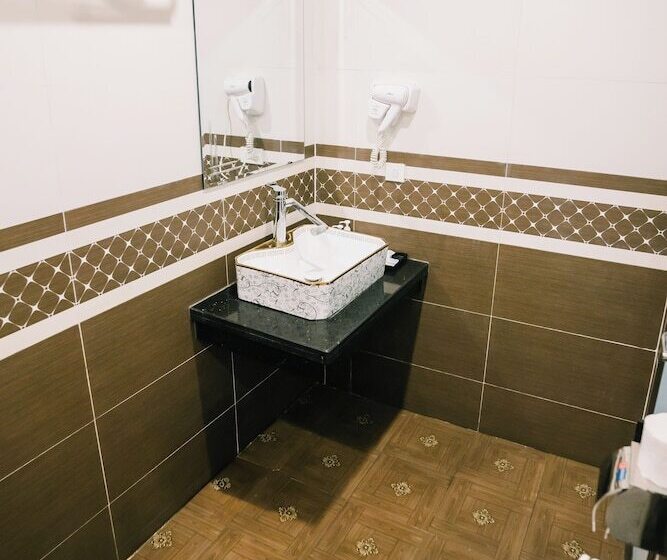 هتل Tamcoc Catalina