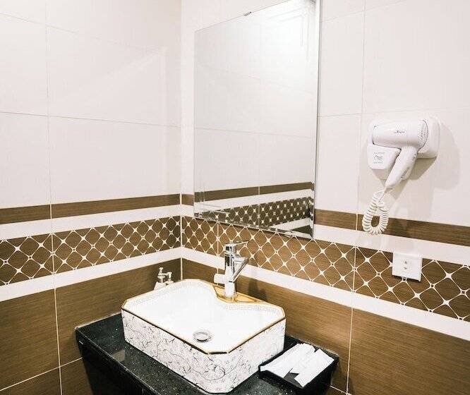 هتل Tamcoc Catalina