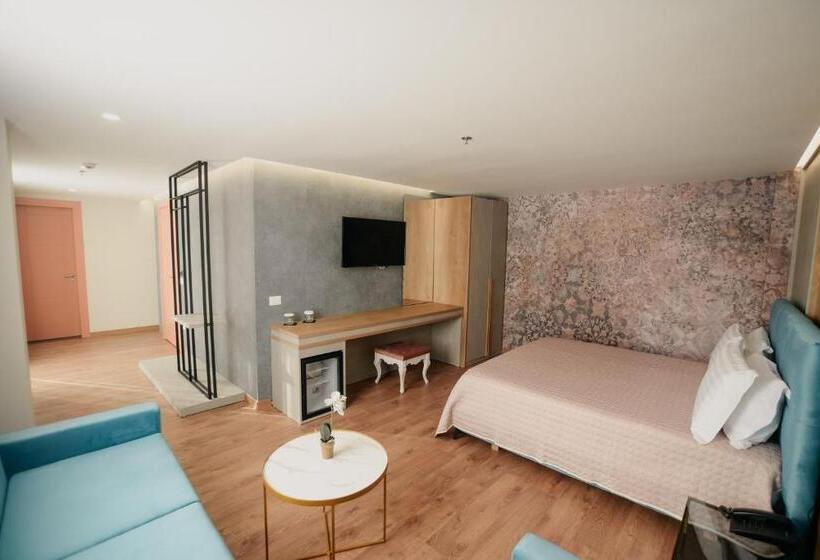 Martiness Hotel Durres