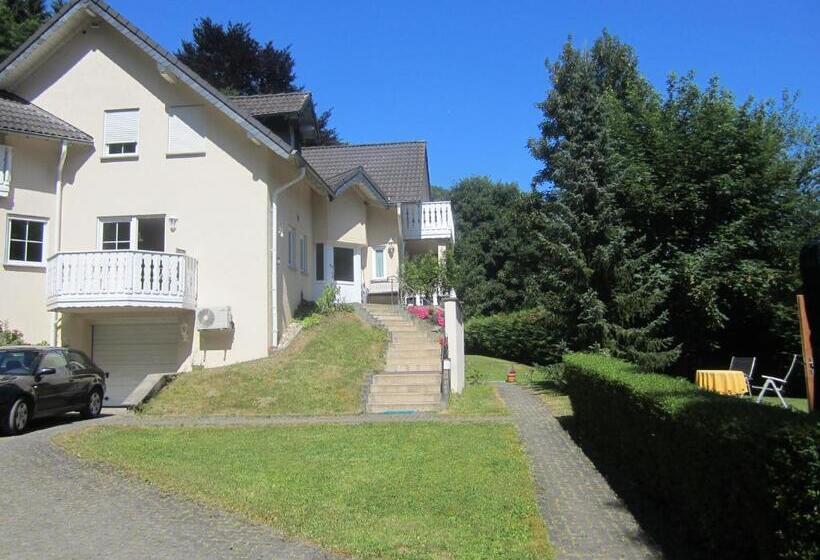 펜션 Gästehaus Am Ahr Radweg