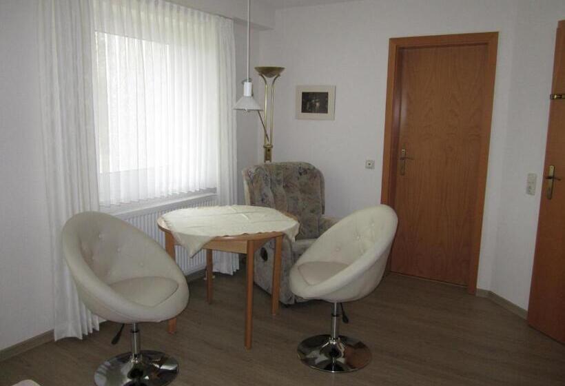 펜션 Gästehaus Am Ahr Radweg