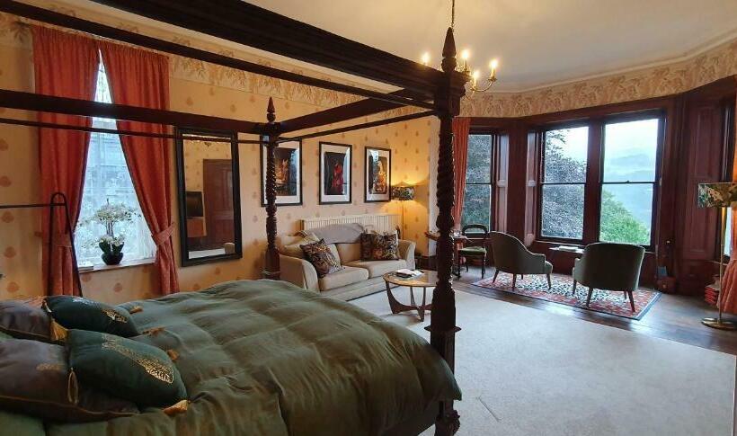 민박 Cader Suite At Penycoed Hall Incl Luxury Hot Tub