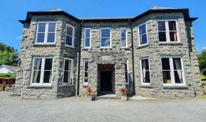 민박 Cader Suite At Penycoed Hall Incl Luxury Hot Tub